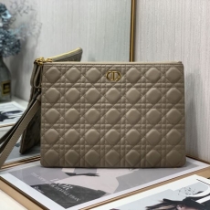 Christian Dior Clutch Bags